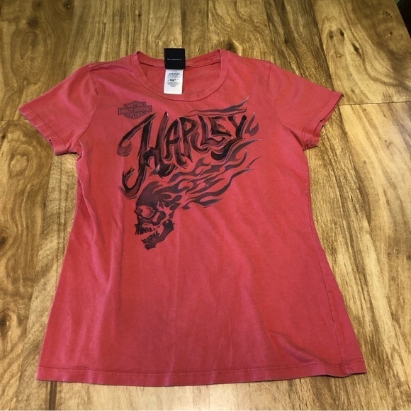 Harley Davidson Honolulu Hawaii Flaming Skull Pink Tshirt Womens Size Medium - Picture 1 of 10